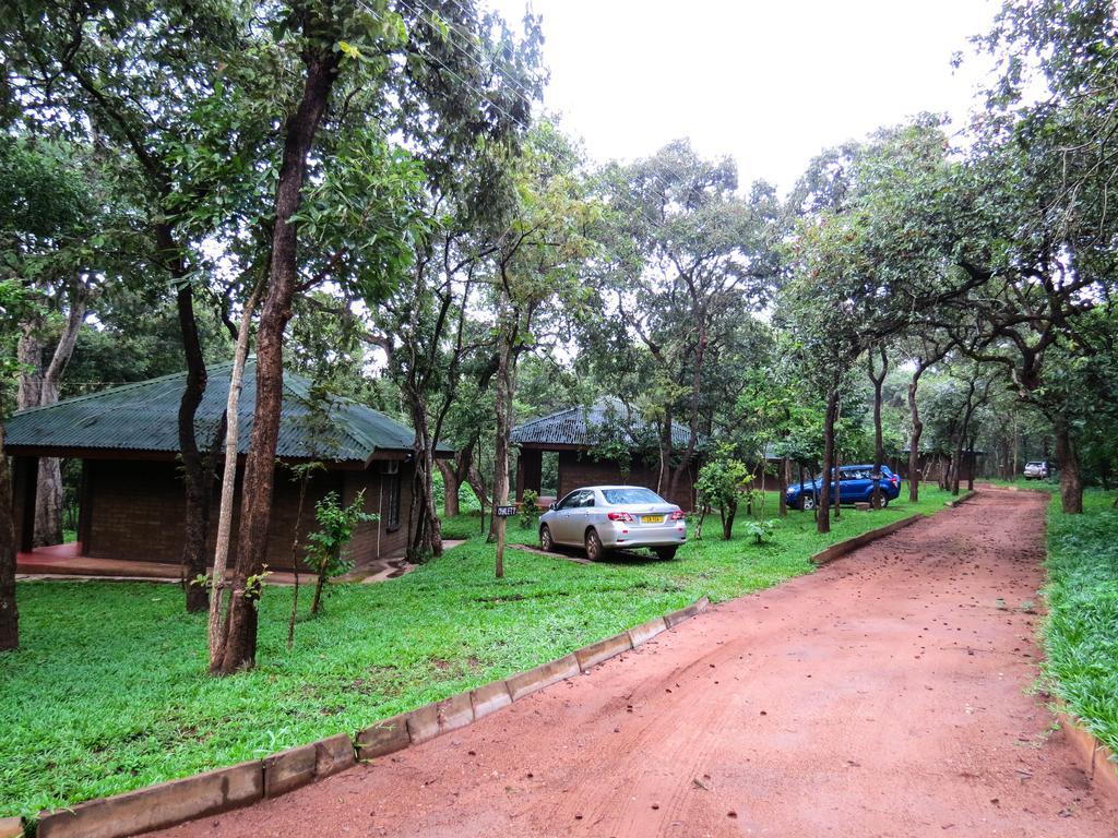 מלון Woodlands לילונגווה מראה חיצוני תמונה