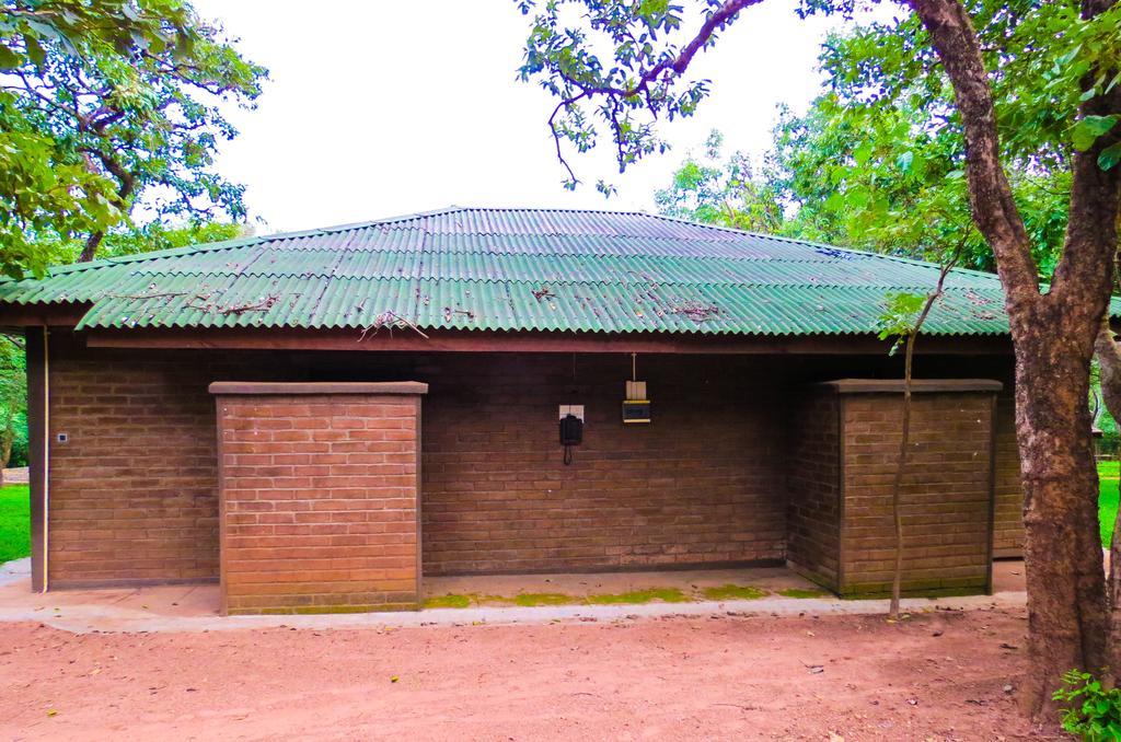 מלון Woodlands לילונגווה מראה חיצוני תמונה